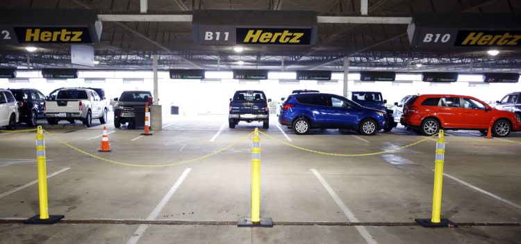 hertz rental car parking lot